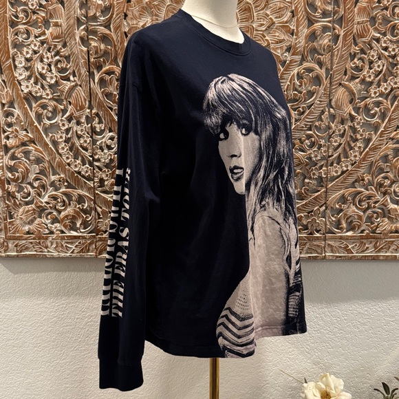 Taylor Swift The Eras Tour Long Sleeve T-shirt, 100% Cotton- size L - Picture 4 of 12